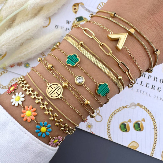 "V" Bracelet, 18K Gold Plated Steel