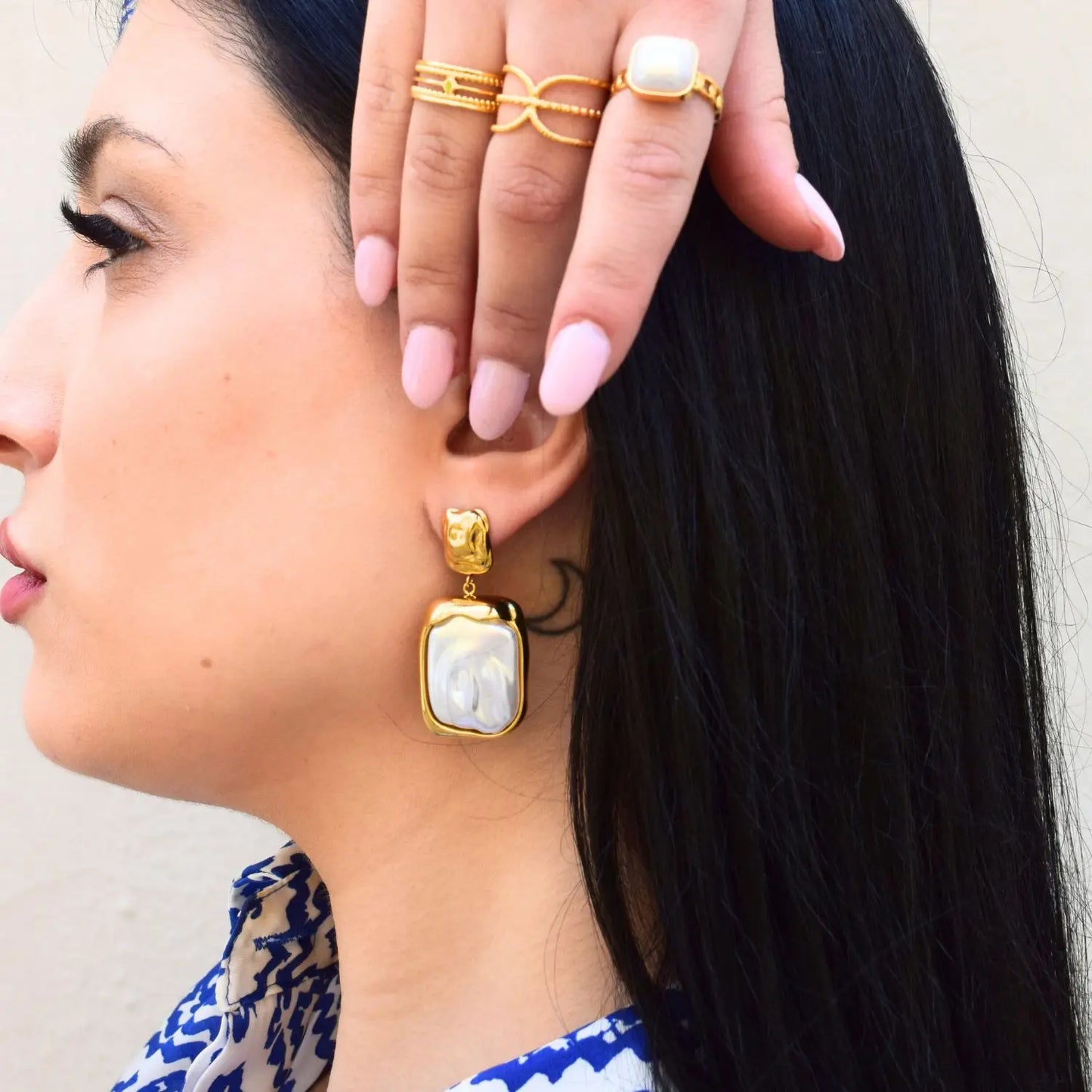 Uworld Retro Stainless Steel 18K Gold Plated Shell Pearl Earrings Geometric Square Large Earrings Women's Jewelry Gift for Her