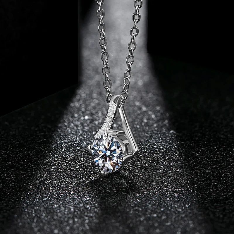 Luxe Jewels Round Excellent Cut - 1 to 2 carat Moissanite 925 Silver Pendant Necklace