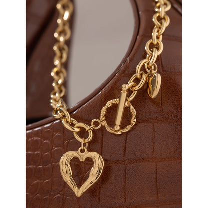 Golden Geometric Heart Necklace – Trendy Statement Jewelry