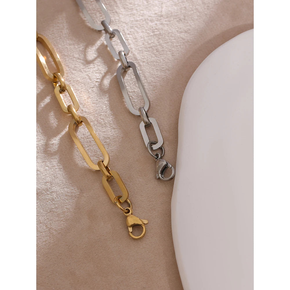 Minimalist Geometric Bangle – Gold Plated Stainless Steel & Waterproof