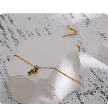 Geometric Green Zirconia Pendant Necklace – Dainty Gold Chain Jewelry