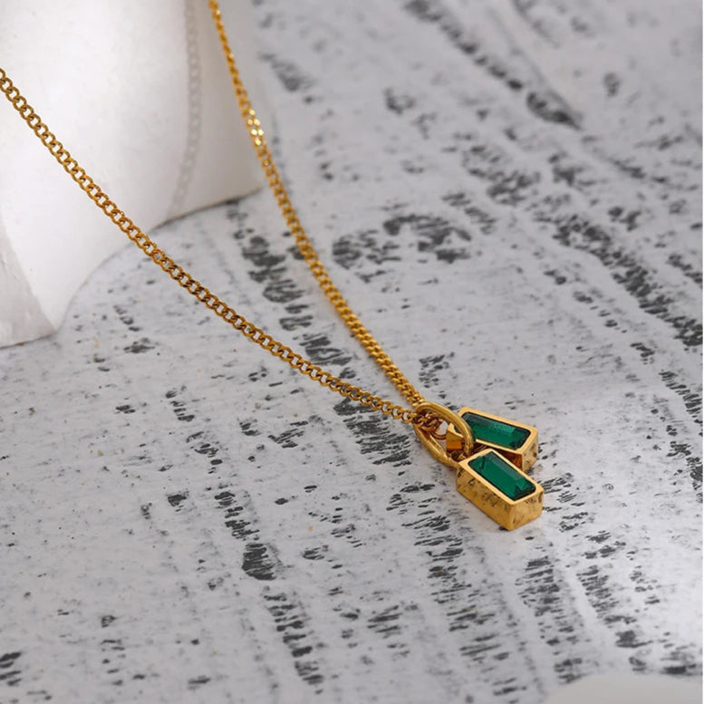 Geometric Green Zirconia Pendant Necklace – Dainty Gold Chain Jewelry