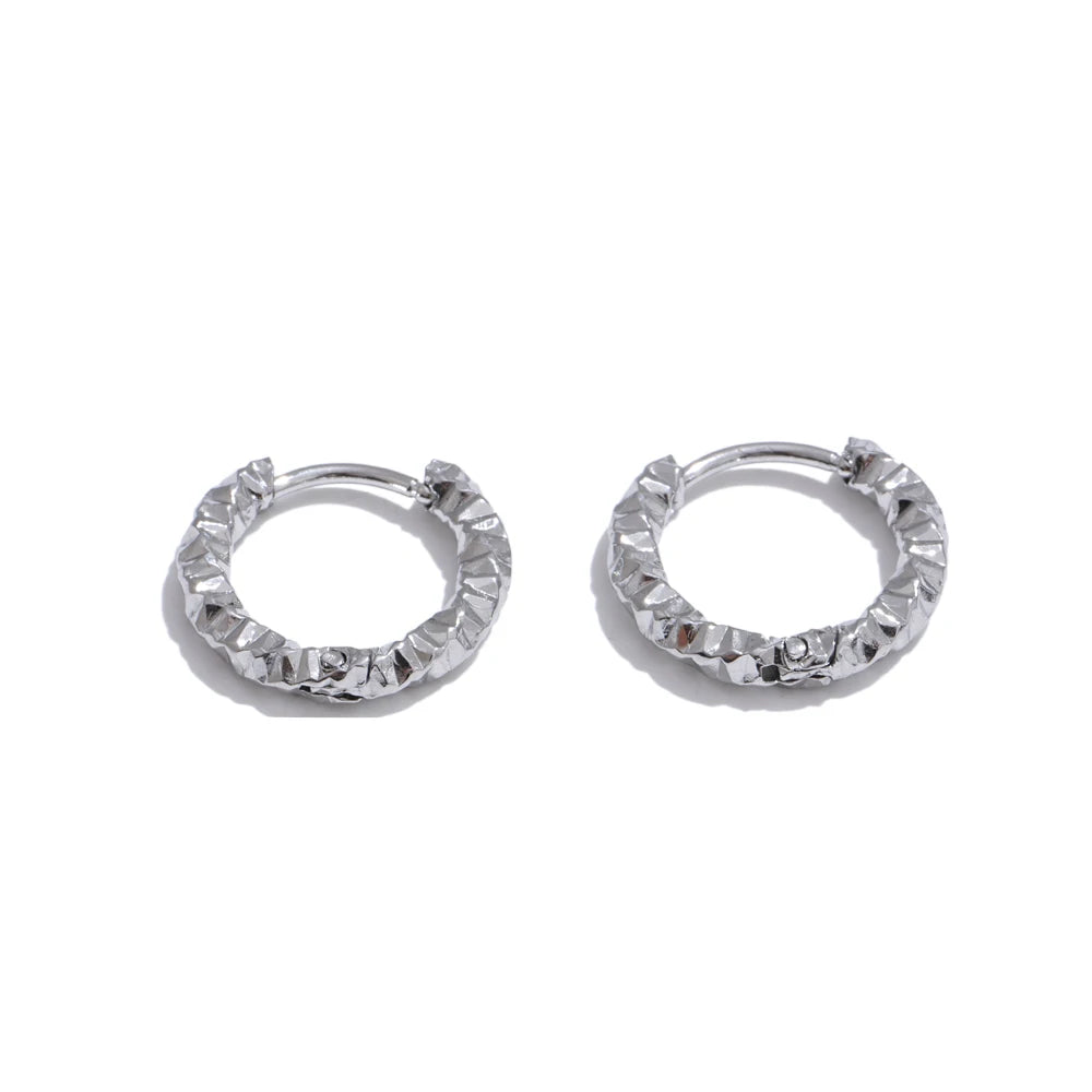 20mm / 15mm Round Daily Wear Hoop Earrings Waterproof Jewelry Women Minimalist Stainless Steel