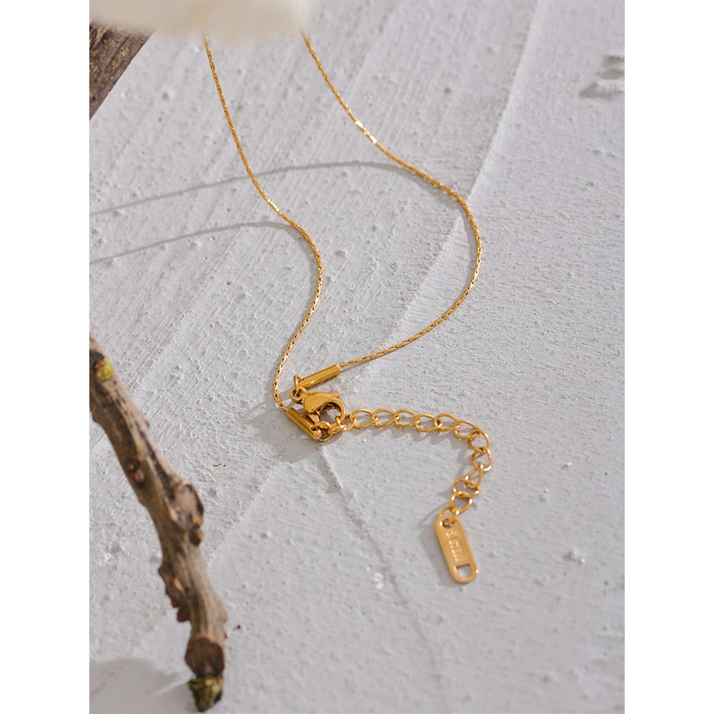 Starfish CZ Pendant Necklace – Gold Plated