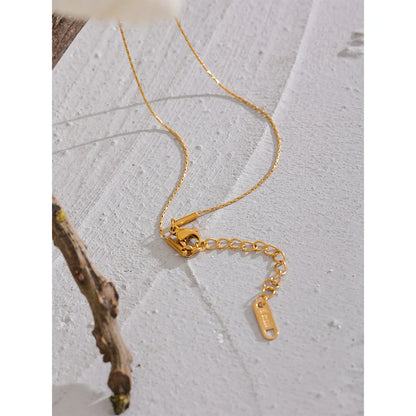 Starfish CZ Pendant Necklace – Gold Plated