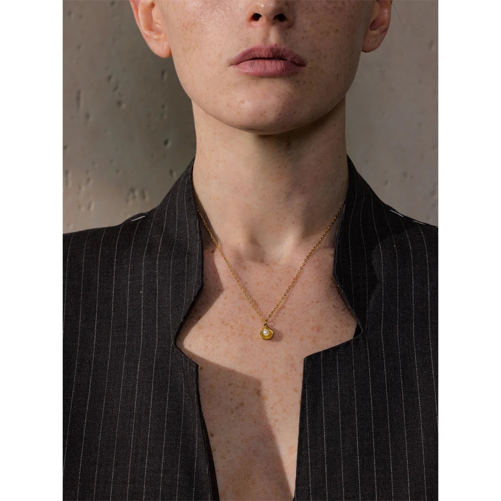 Luxury Ocean Shell Pearl Pendant Necklace – Gold Plated Jewelry