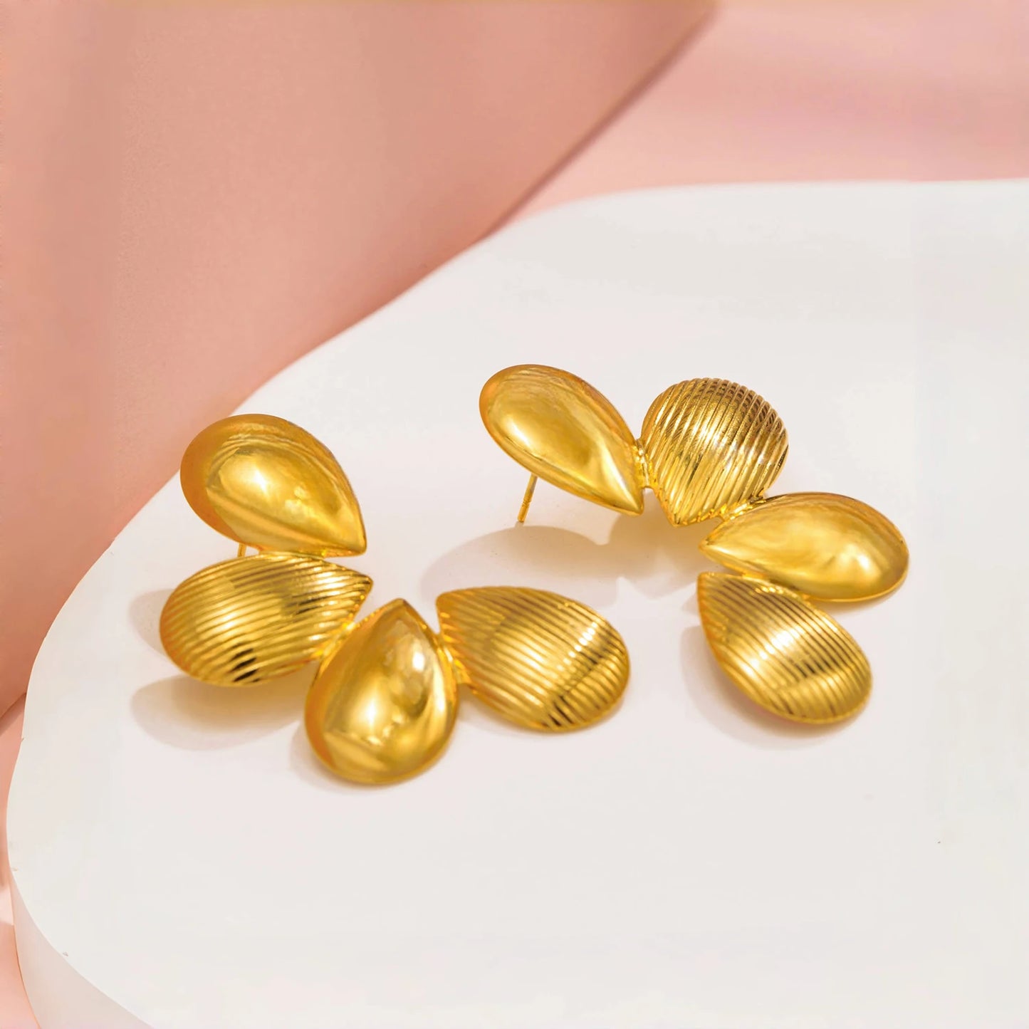 Elegant Geometric Flower Stainless Steel Earrings for Women Smooth Gold Plated Exquisite Jewelry