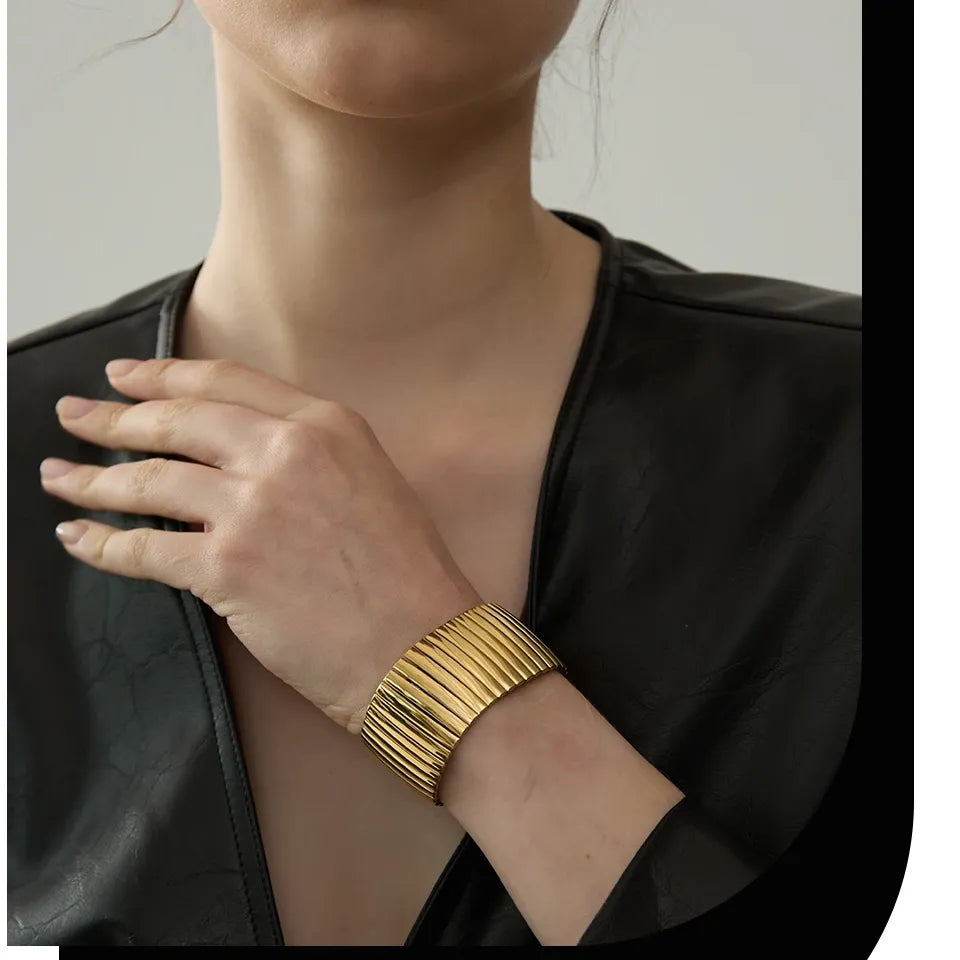 Elastic Wide Statement Bracelet – 18K Gold Plated 316L Stainless Steel