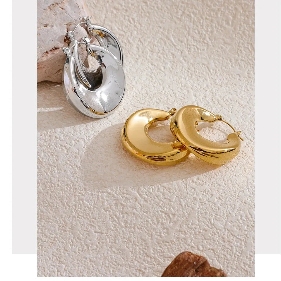 High Quality Minimalist Sleek Stainless Steel Metal Round Hollow Hoop Earrings for Women Water Resistant Jewelry