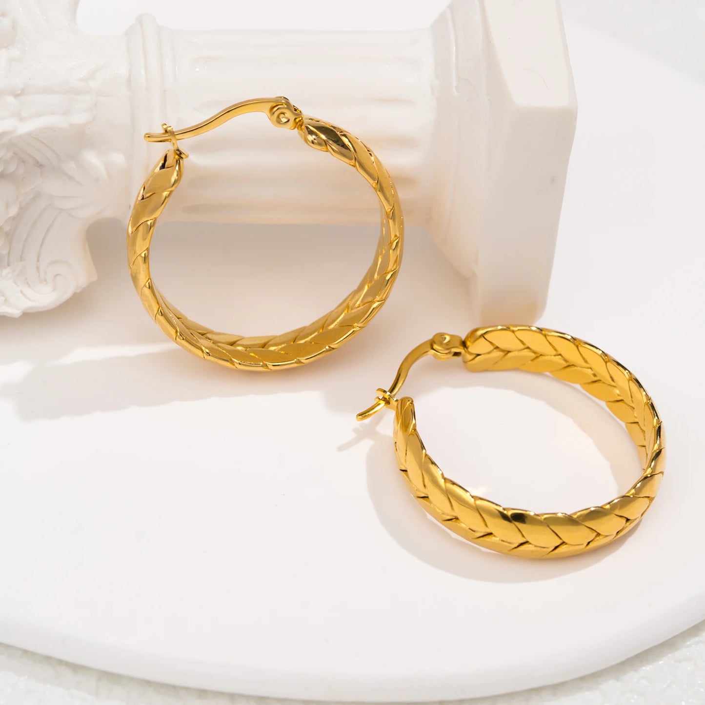 Wheat Pattern Hoop Earrings for Women Classic Round Stainless Steel Earrings 30mm