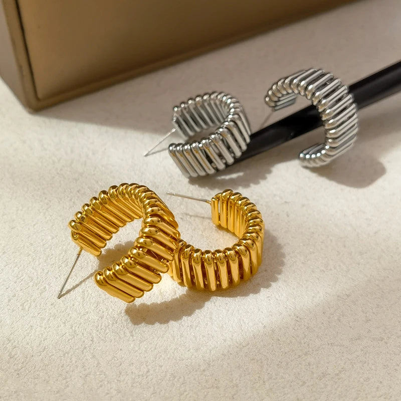 925 Silver Needle Modern Jewelry Metal Hoop Earrings 2022 New Trend Hot Selling Gold Color Fashion Drop Earrings For Women