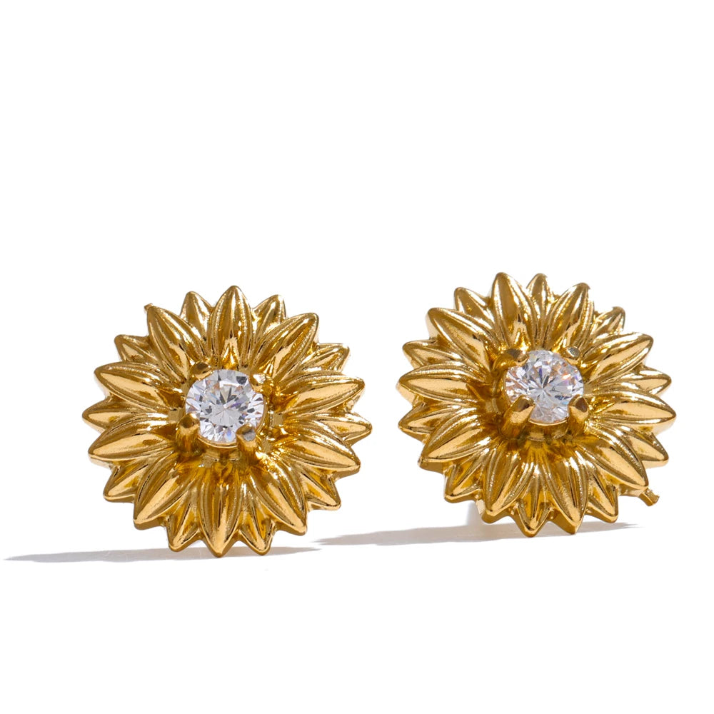 Gold Plated Waterproof Daisy Stud Earrings – Stylish Cubic Zirconia Accent