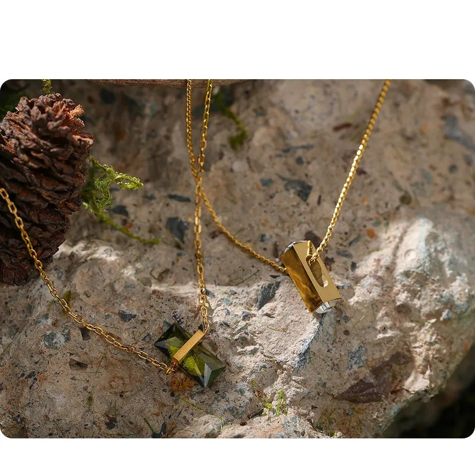Fashion Olive Green Zirconia Necklace – Chic Gold Pendant Jewelry