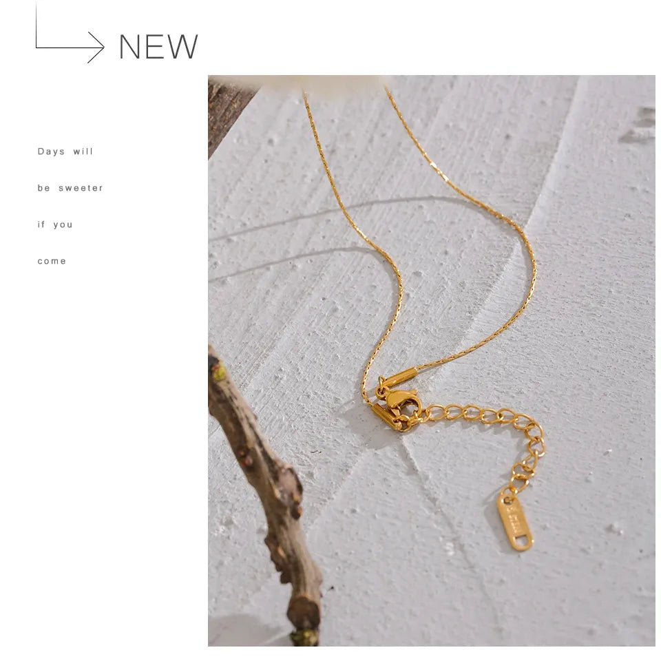 Starfish CZ Pendant Necklace – Gold Plated