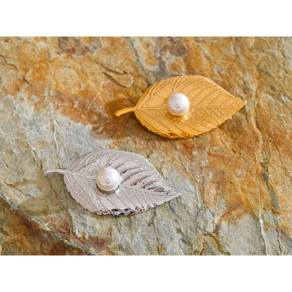Leaf Pearl Brooch – Minimalist Gold-Plated Stainless Steel Pin