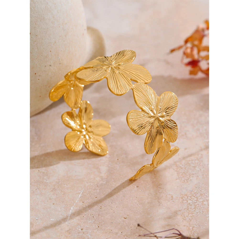 Luxe Jewels Waterproof 18K Golden Plated Stainless Steel Flower Bracelet Bangle Daily Wear Fashion Trendy Jewelry