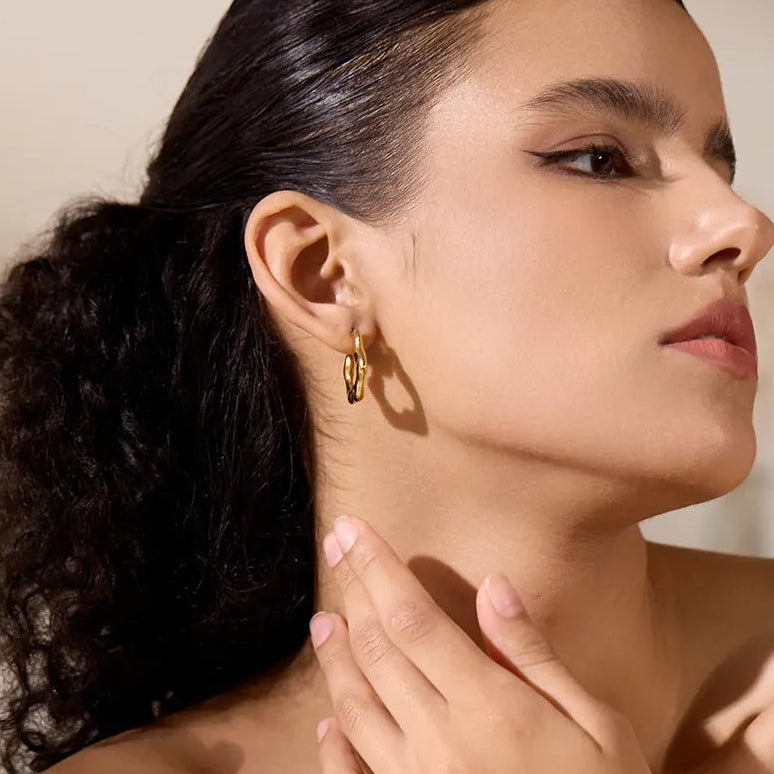 Minimalist Stainless Steel Fashion Huggie Earrings High Quality Waterproof Jewelry Women