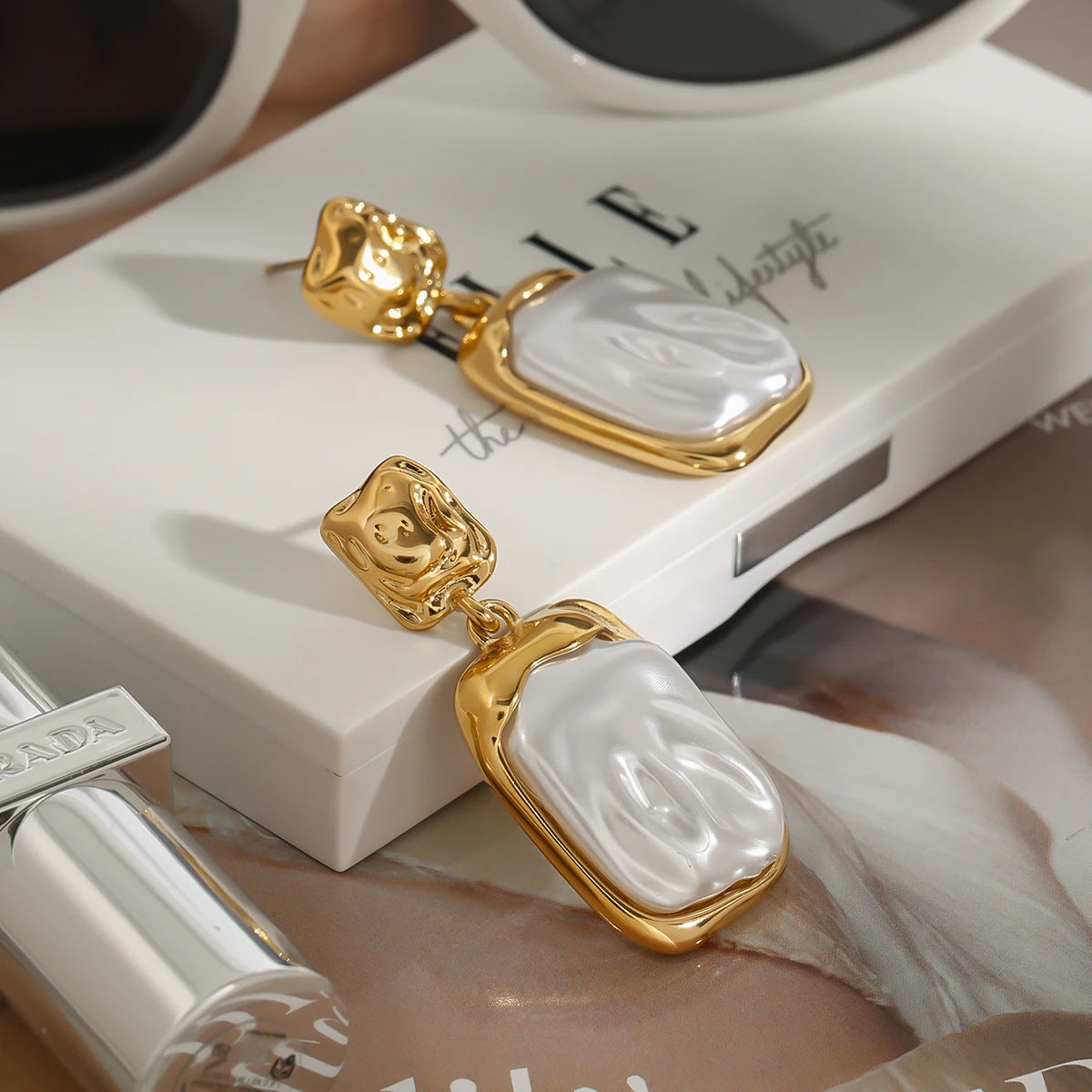 Uworld Retro Stainless Steel 18K Gold Plated Shell Pearl Earrings Geometric Square Large Earrings Women's Jewelry Gift for Her