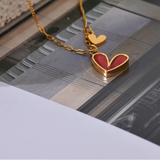 Red Enamel Heart Shell Pendant – Gold Stainless Steel Necklace