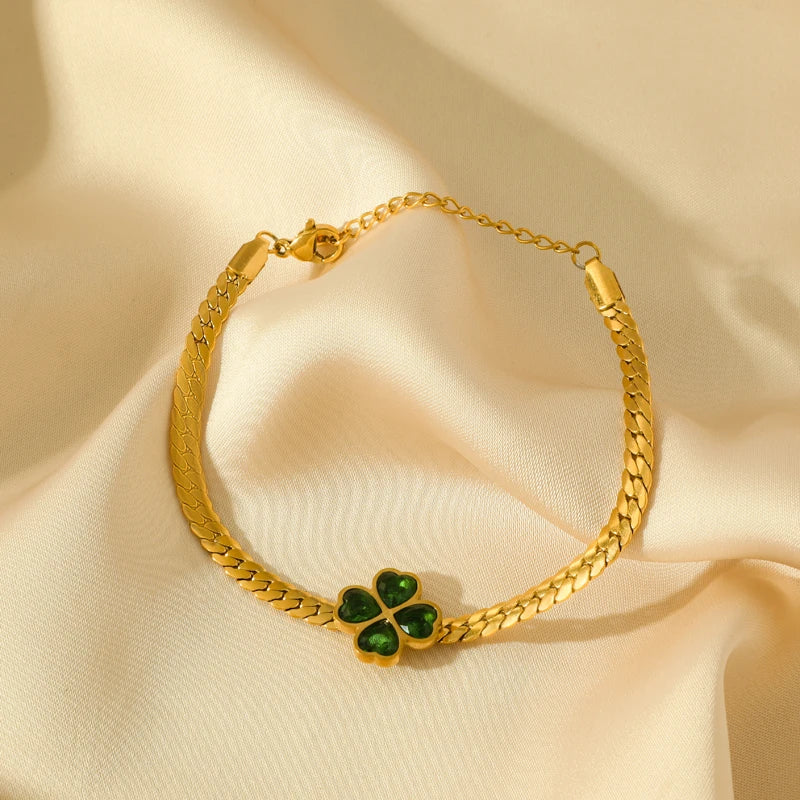 Green Crystal Clover Charm Bracelet – Waterproof Stainless Steel Bangle