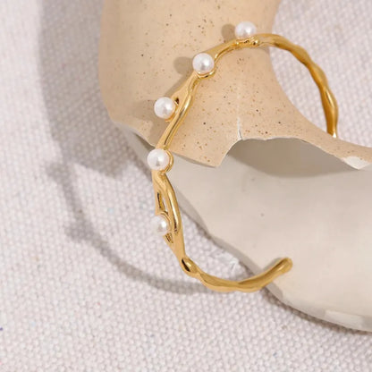 Gold Twist Cuff Bracelet – Stainless Steel & Imitation Pearls