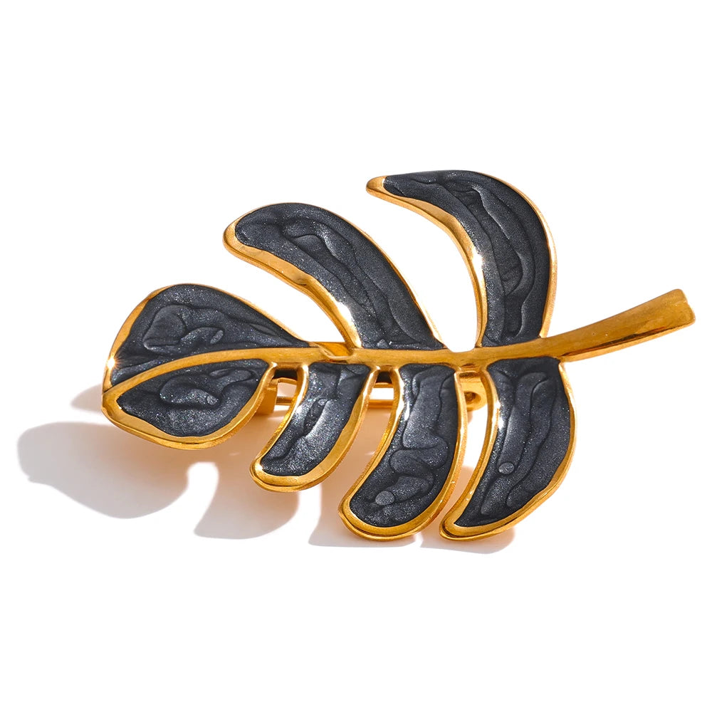 Leafy Enamel Brooch – 18K Gold-Plated Stainless Steel Pin with Pearl
