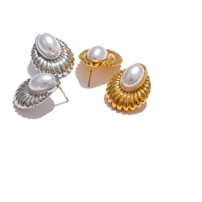 Striped Oval Pearl Stud Earrings – Gold Plated