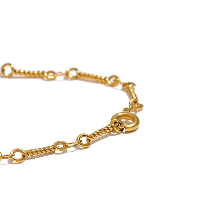 Twisted Bracelet – 18K Gold Plated Stainless Steel