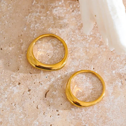 Luxe Jewels Minimalist Tarnish-Free Golden Ring - 18K PVD Plated Stainless Steel Jewelry