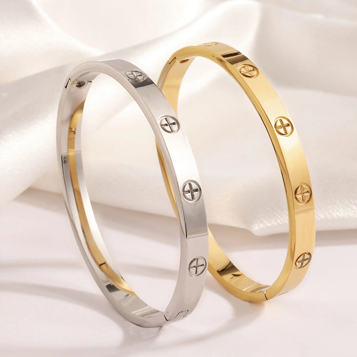 Stainless Steel Cross Bangle – Trendy & Luxurious Design