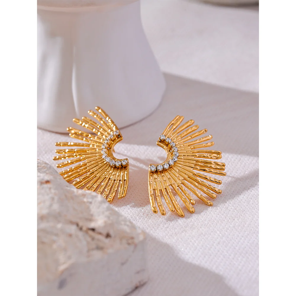 Premium Zircon Gold Plated Stud Earrings – Stylish & Elegant Design