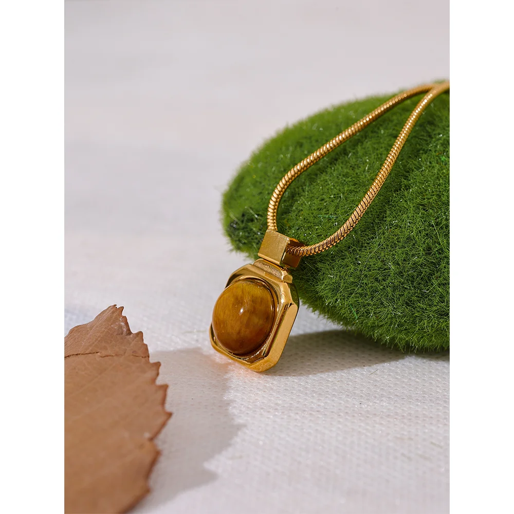 Natural Tiger Eye Gemstone Necklace – Square Pendant in Gold