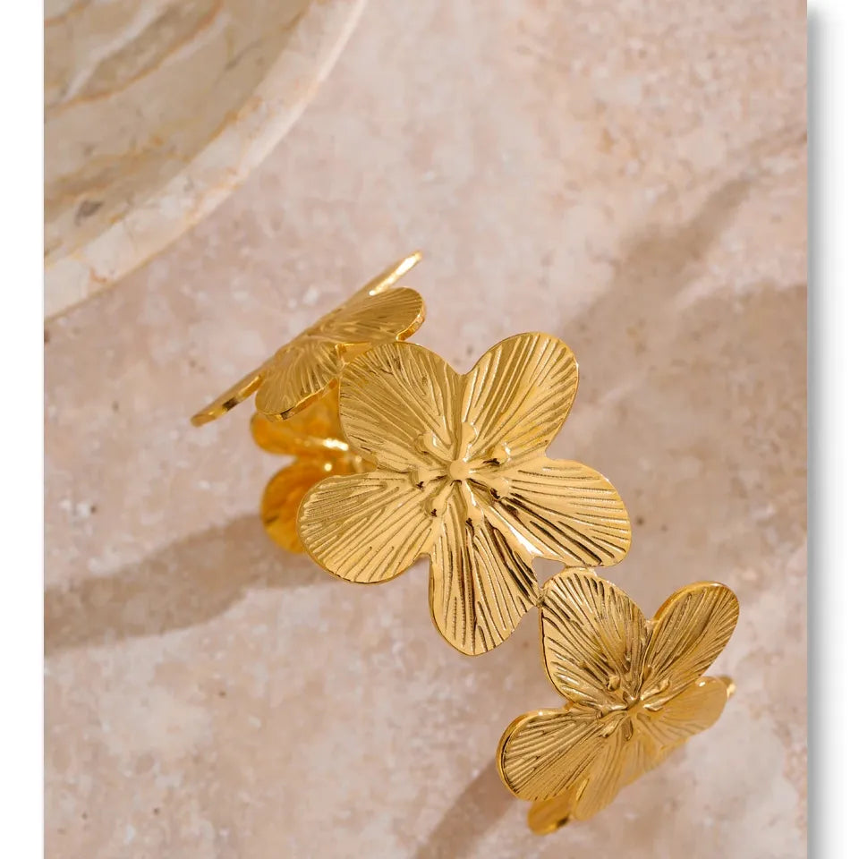 Luxe Jewels Waterproof 18K Golden Plated Stainless Steel Flower Bracelet Bangle Daily Wear Fashion Trendy Jewelry