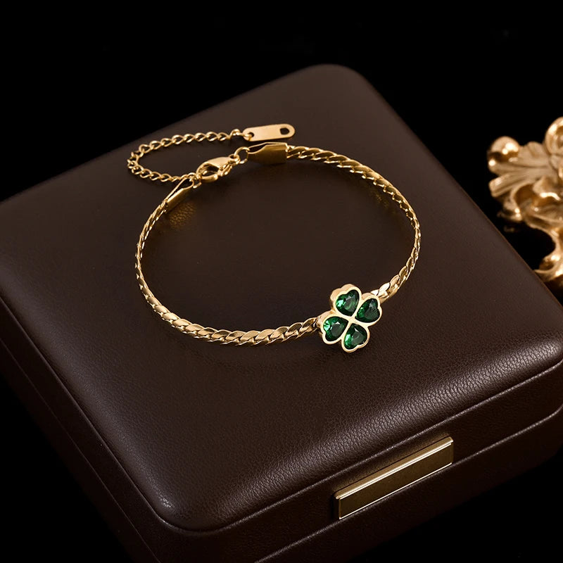 Green Crystal Clover Charm Bracelet – Waterproof Stainless Steel Bangle