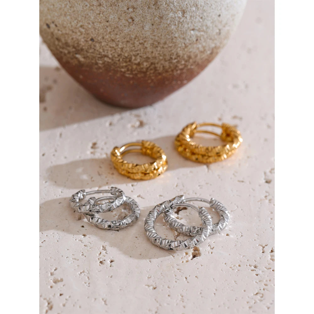 20mm / 15mm Round Daily Wear Hoop Earrings Waterproof Jewelry Women Minimalist Stainless Steel