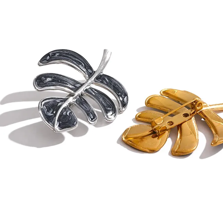 Leafy Enamel Brooch – 18K Gold-Plated Stainless Steel Pin with Pearl