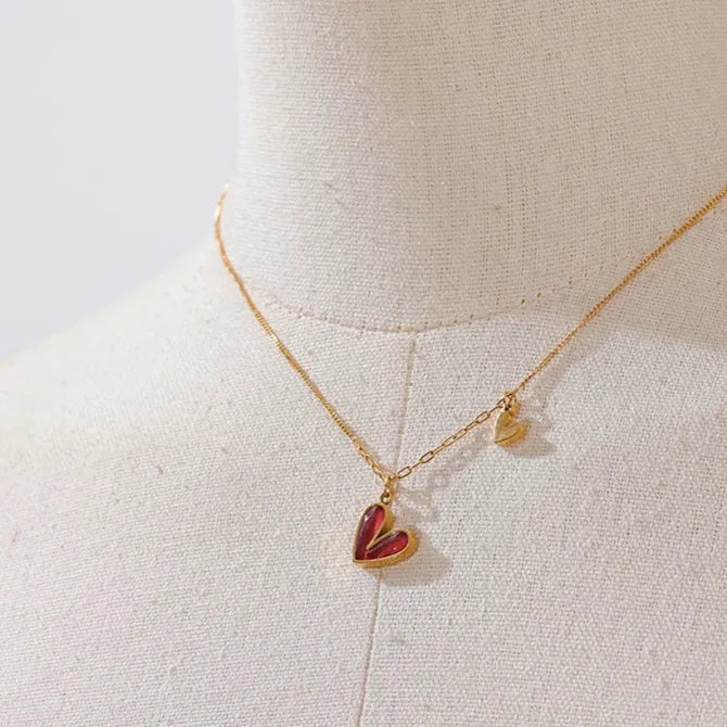 Red Enamel Heart Shell Pendant – Gold Stainless Steel Necklace