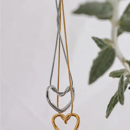 Minimalist Hollow Heart Pendant – Gold Stainless Steel Necklace