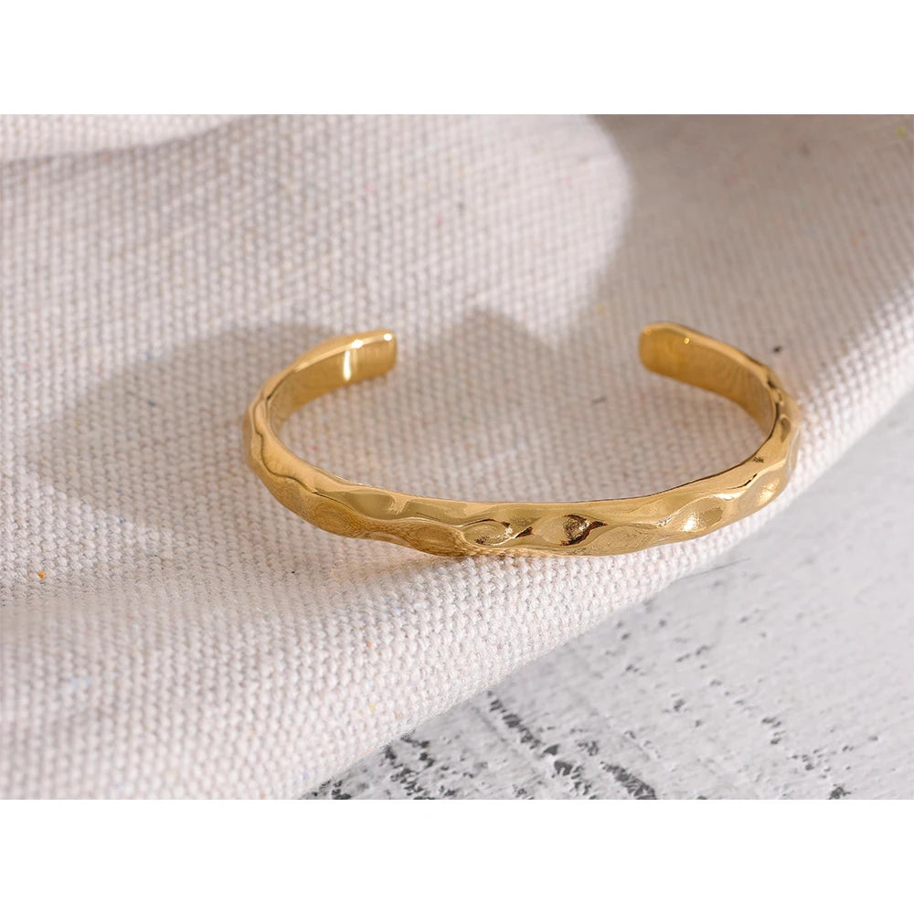 Minimalist Open Cuff Bracelet – Gold Plated Stainless Steel, Tarnish-Free