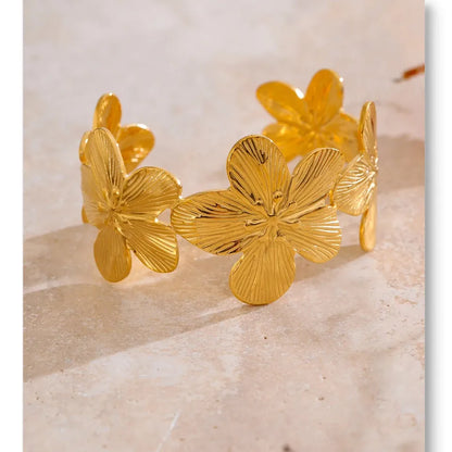 Luxe Jewels Waterproof 18K Golden Plated Stainless Steel Flower Bracelet Bangle Daily Wear Fashion Trendy Jewelry