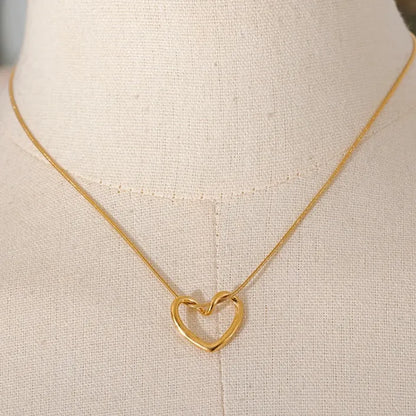 Minimalist Hollow Heart Pendant – Gold Stainless Steel Necklace