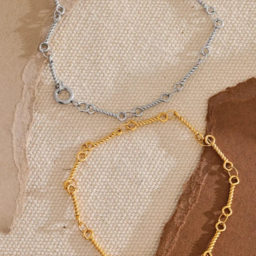 Twisted Bracelet – 18K Gold Plated Stainless Steel