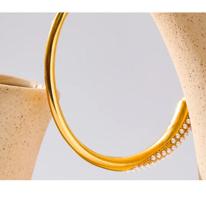 Geometric Pearl Cuff Bracelet – Gold Plated Stainless Steel Elegant Design