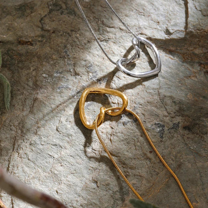 Minimalist Hollow Heart Pendant – Gold Stainless Steel Necklace