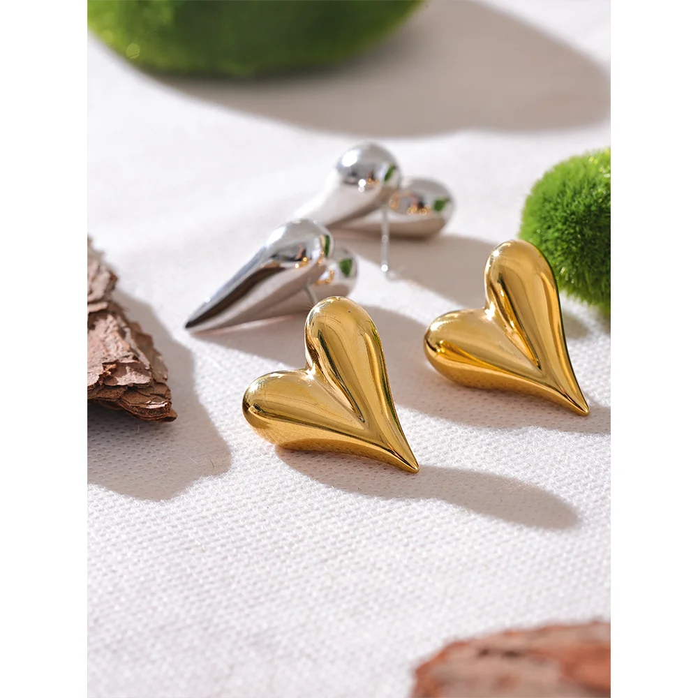 28mm Heart High Quality Metal Cast Stud Earrings Waterproof Anti Allergic Fashion Jewelry