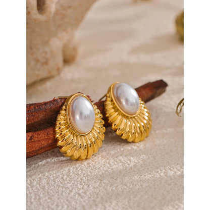 Striped Oval Pearl Stud Earrings – Gold Plated