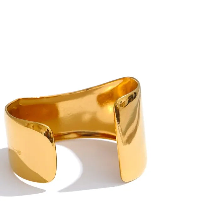 60mm Wide Cuff Bracelet – 18K Gold Plated Stainless Steel