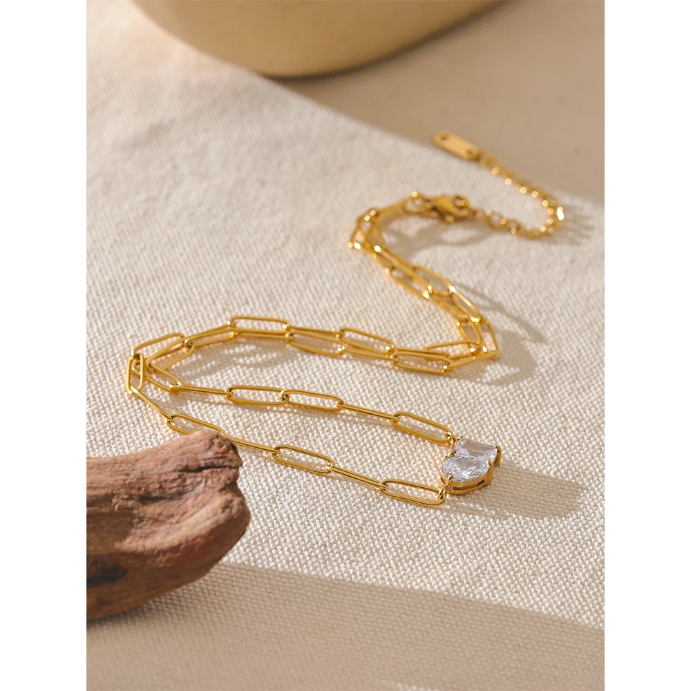 Cubic Zirconia Necklace – Modern Geometric Pendant on Gold Chain