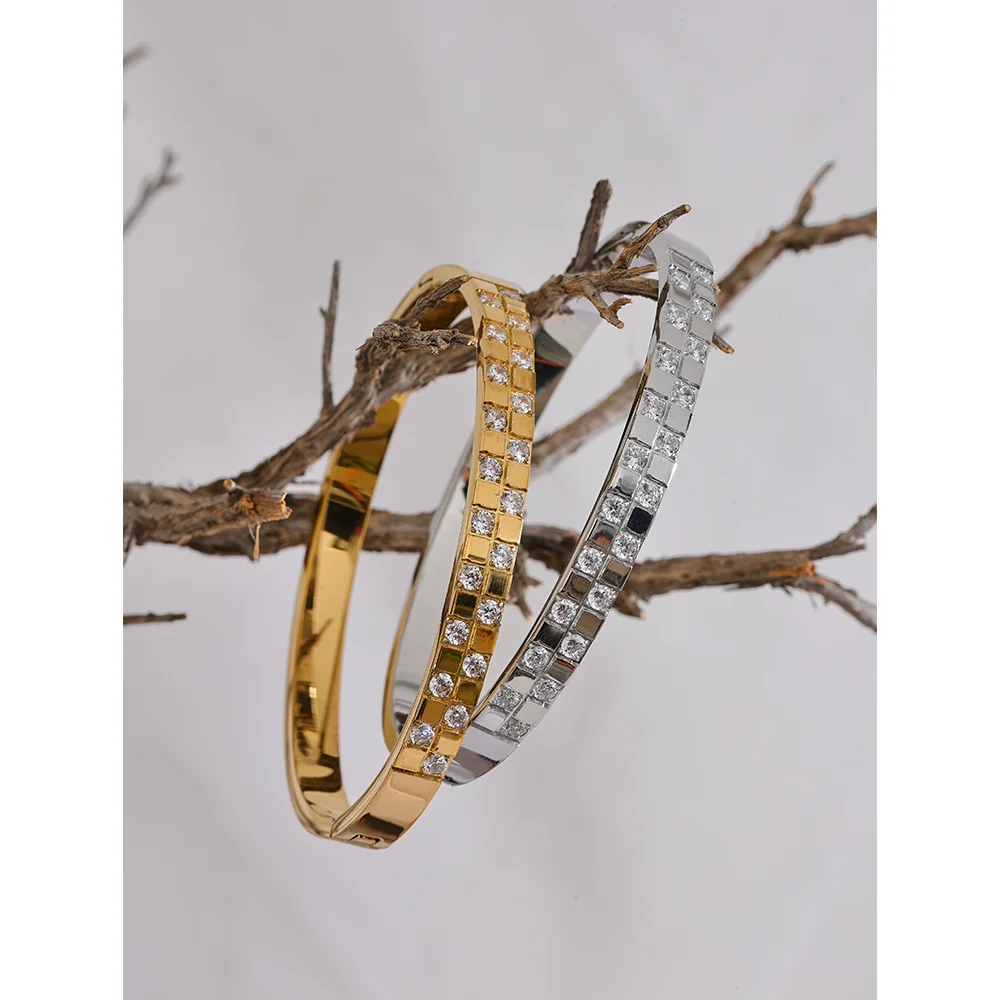 Shiny Cubic Zirconia Wide Bangle – Gold & Silver